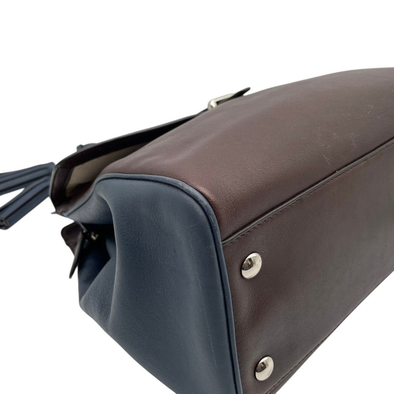 コーチ COACH レガシー ノースサウス サッチェル ハンドバッグ レザー 本革 ブラウン ネイビー バイカラー 26301 F1320 タッセル シルバー金具 フラップ 手持ち トップハンドル レディース 上品 クラシック 日常使い 収納力 S2