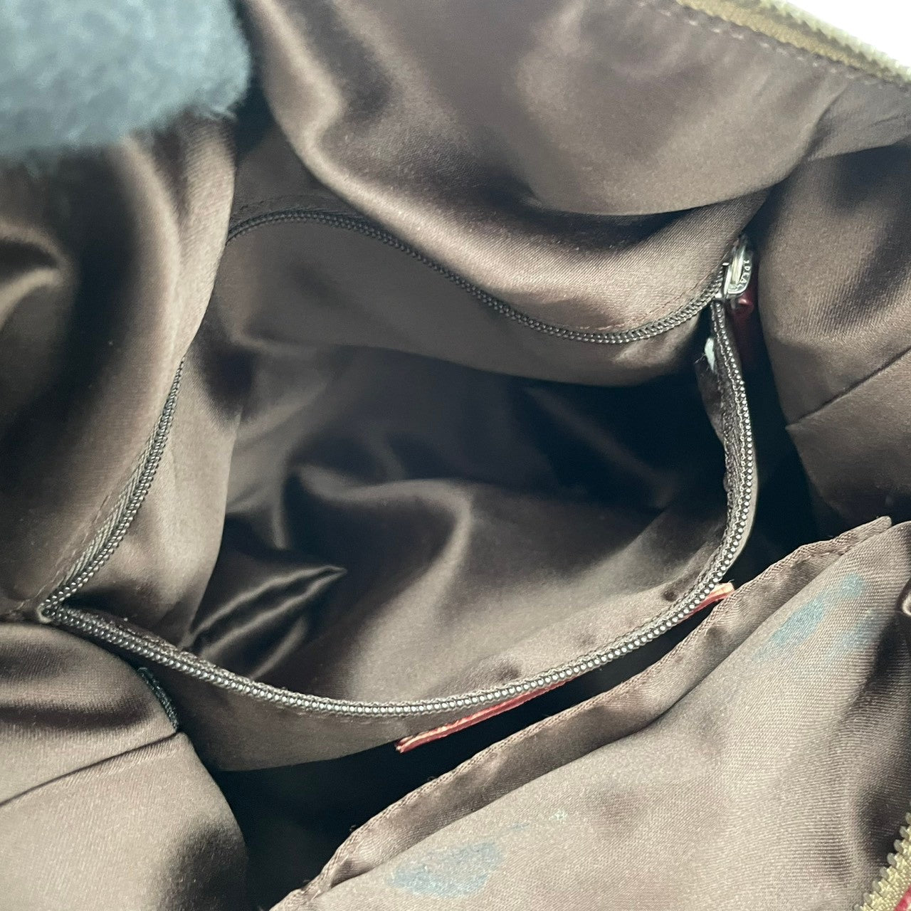 コーチ COACH アシュリー シグネチャー サテン サッチェル ハンドバッグ キャンバス パテントレザー ベージュ ワインレッド 総柄 F15443 J1149 シルバー金具 ロゴ 手持ち レディース 上品 クラシック 日常使い 収納力 S2