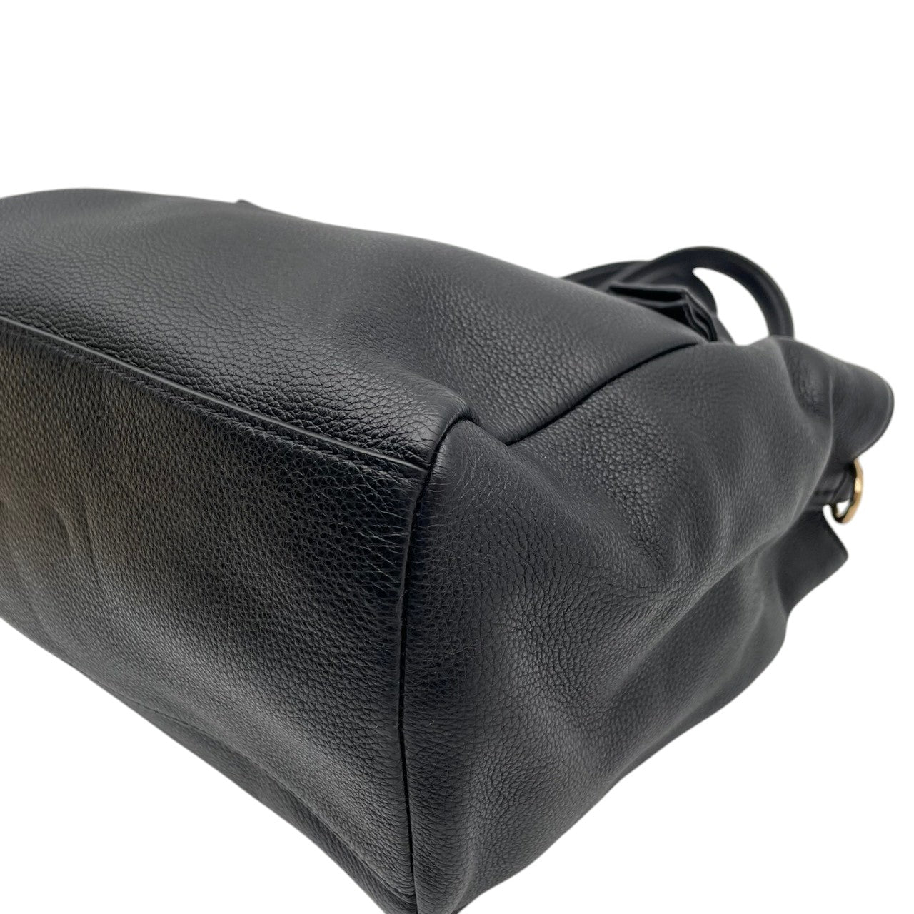 美品 トリーバーチ TORY BURCH テア Thea チェーンストラップ トートバッグ レザー 本革 ブラック 2way ワンショルダー 斜め掛け可 自立可 エンボスロゴ ゴールド金具 収納力 上品 クラシック レディース 日常使い S2