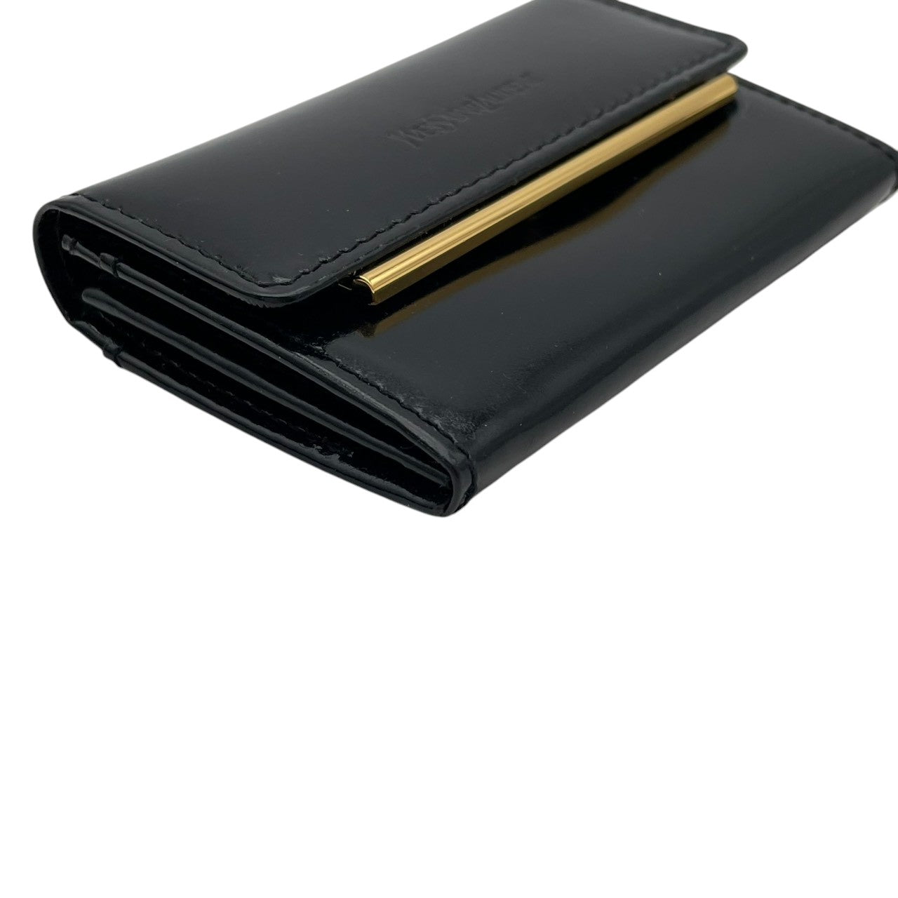 サンローラン SAINT LAURENT 小銭入れ レザー 本革 ブラック エナメル パテントレザー ゴールド金具 ロゴ型押し フラップ スナップ開閉 コンパクト コインケース 小物 レディース メンズ ユニセックス 上品 クラシック 日常使い M3