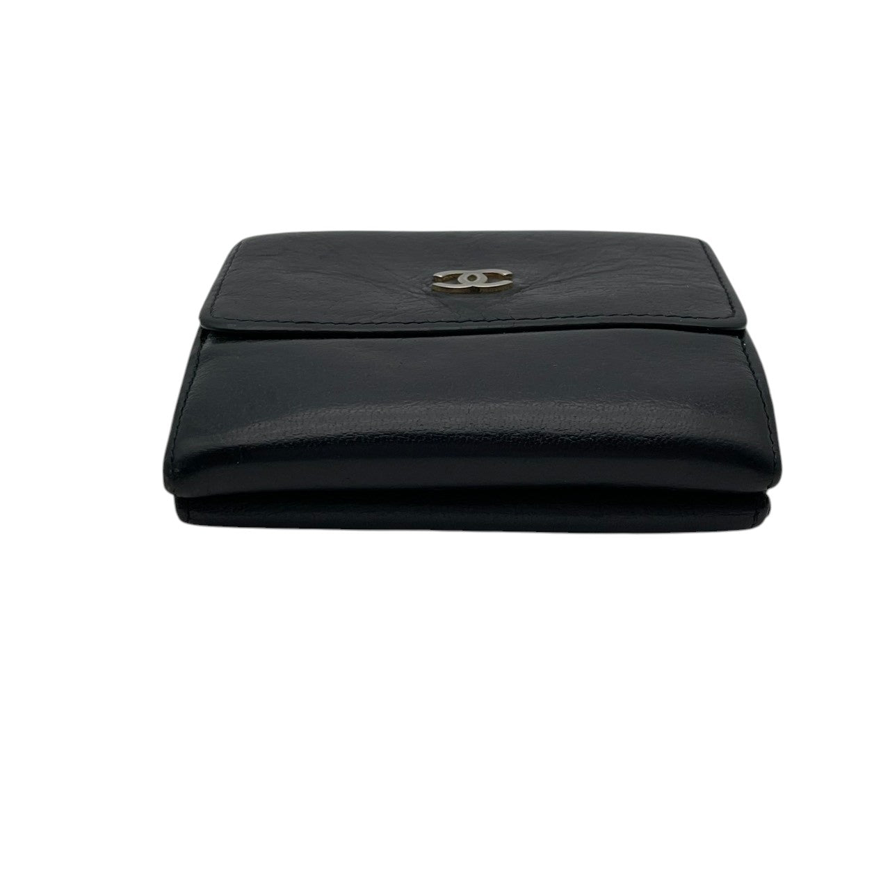 シャネル CHANEL ココマーク Wホック 二つ折り財布 レザー 本革 ブラック ゴールド金具 フラップ コンパクトウォレット 折り財布 ロゴ金具 小銭入れ 札入れ カード収納 レディース ヴィンテージ 上品 クラシック M3