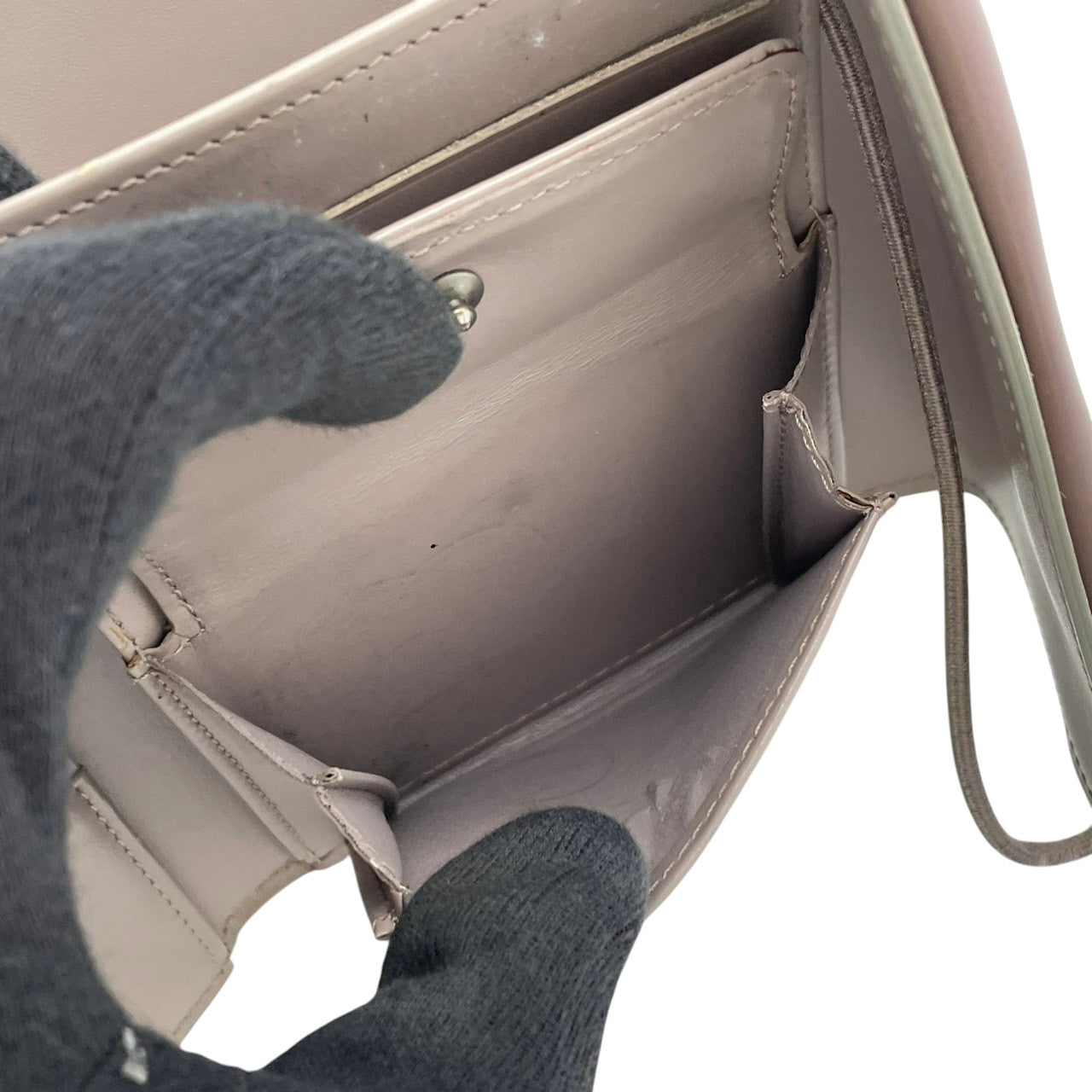 ルイヴィトン LOUIS VUITTON ポルトモネ エラスティック 三つ折り財布 エピ レザー グレージュ M6366B ゴムベルト コンパクトウォレット 折り財布 レディース ユニセックス ロゴ型押し 小銭入れ 札入れ カード収納 M3
