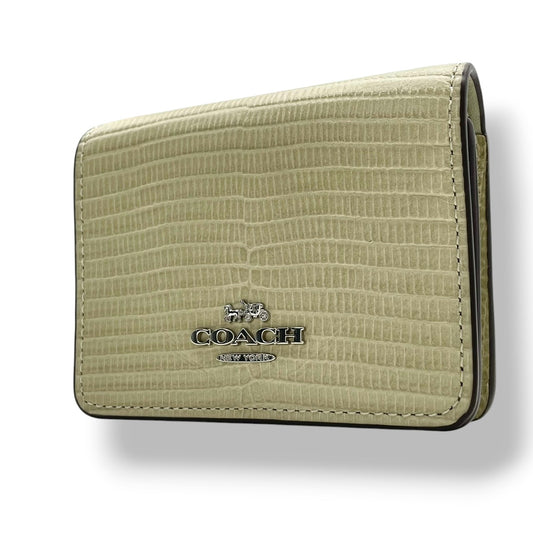 コーチ COACH ミニウォレット オン チェーン CR372 ペールグリーン 型押し レザー 三つ折り財布 チェーン付き シルバー金具 タグ付き レディース カードポケット スナップボタン 外ポケット 小さめ コンパクト 財布 M3