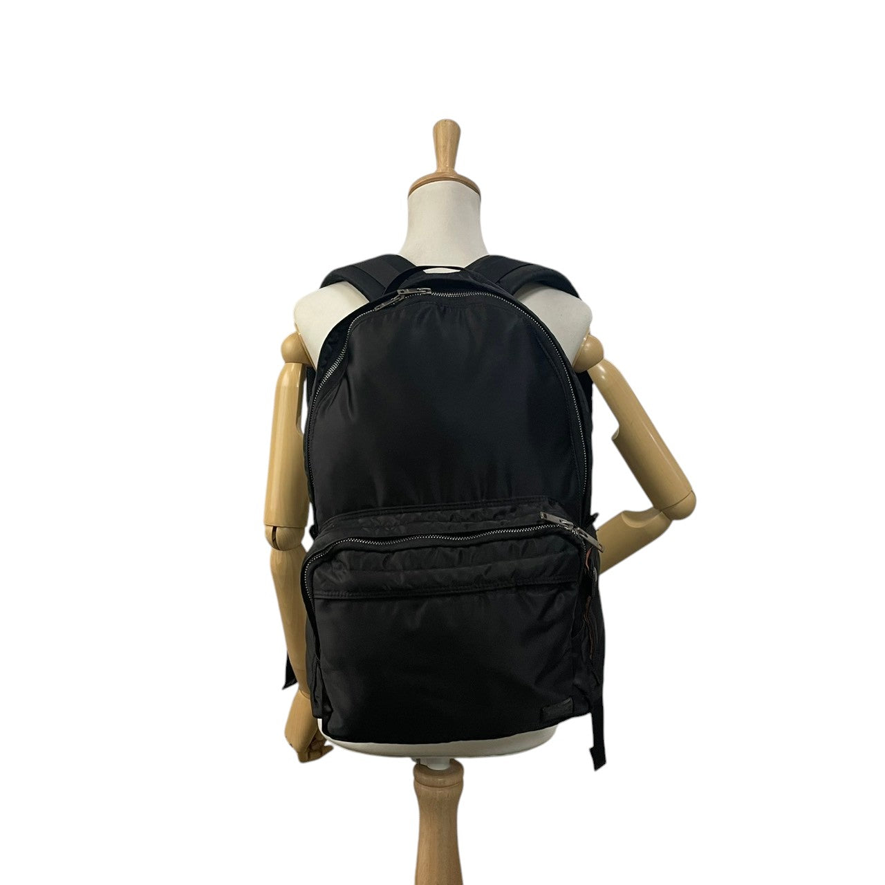 【良品】 ポーター PORTER リュック デイパック バックパック ナイロン ブラック 黒 吉田カバン 大容量 斜め掛け可 ビンテージ クラシック エレガント スタイリッシュ ビジネス 通勤 通学 メンズ レディース ユニセックス 定番 人気 希少 S68