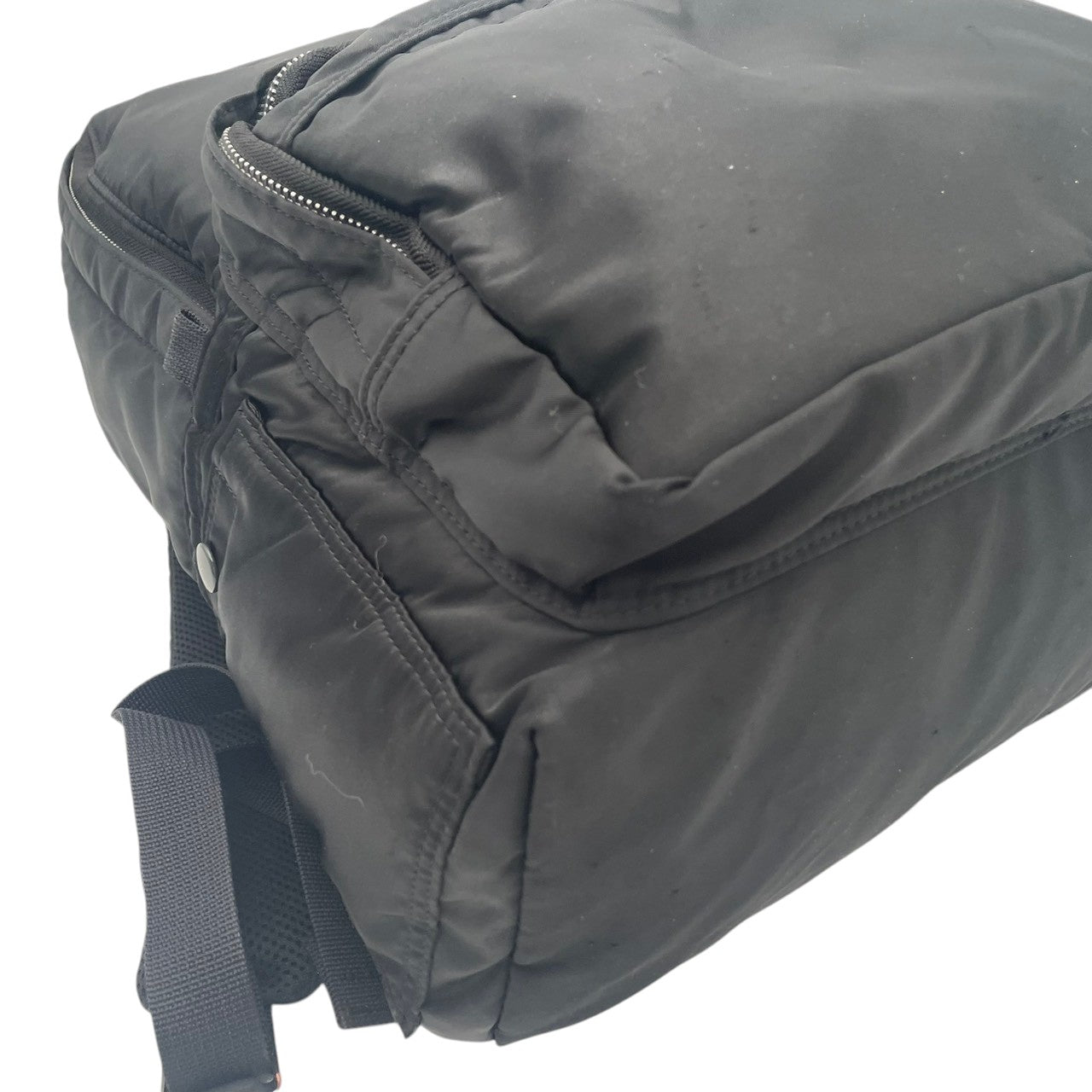 【良品】 ポーター PORTER リュック デイパック バックパック ナイロン ブラック 黒 吉田カバン 大容量 斜め掛け可 ビンテージ クラシック エレガント スタイリッシュ ビジネス 通勤 通学 メンズ レディース ユニセックス 定番 人気 希少 S68