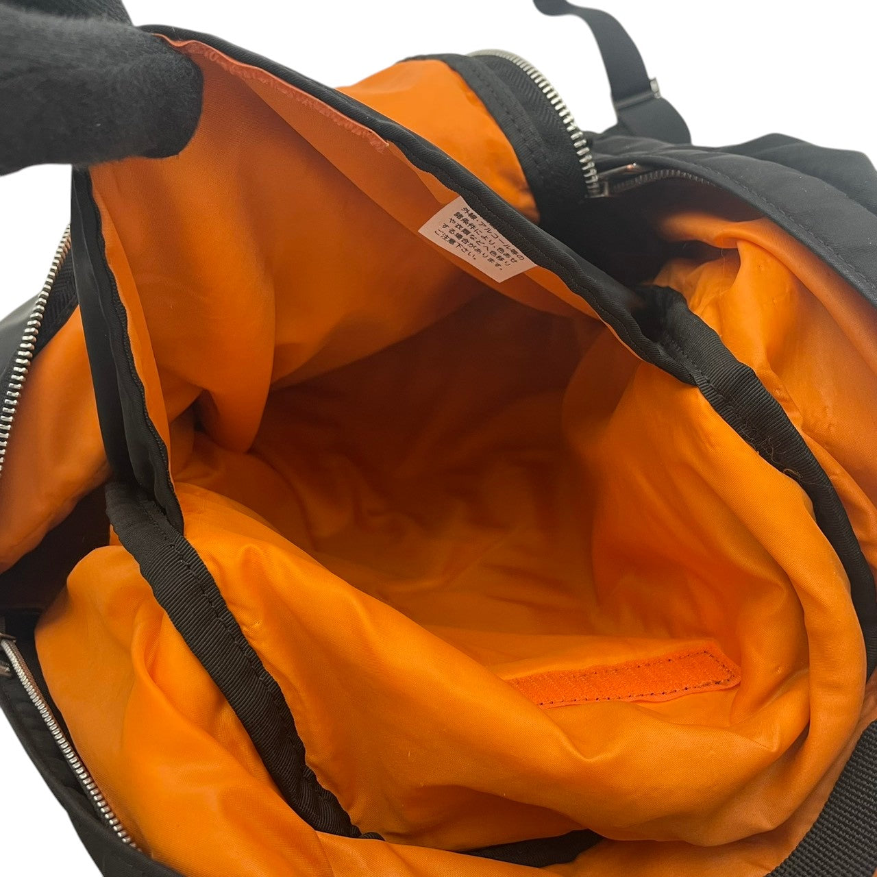 【良品】 ポーター PORTER リュック デイパック バックパック ナイロン ブラック 黒 吉田カバン 大容量 斜め掛け可 ビンテージ クラシック エレガント スタイリッシュ ビジネス 通勤 通学 メンズ レディース ユニセックス 定番 人気 希少 S68