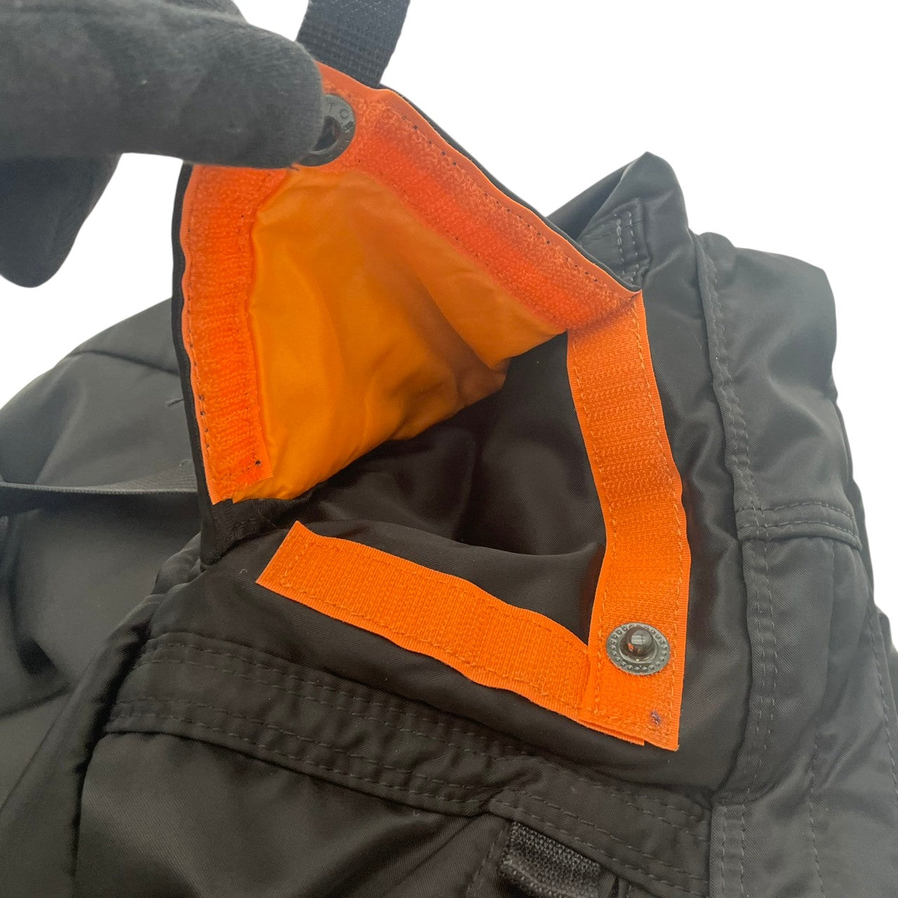 【良品】 ポーター PORTER リュック デイパック バックパック ナイロン ブラック 黒 吉田カバン 大容量 斜め掛け可 ビンテージ クラシック エレガント スタイリッシュ ビジネス 通勤 通学 メンズ レディース ユニセックス 定番 人気 希少 S68