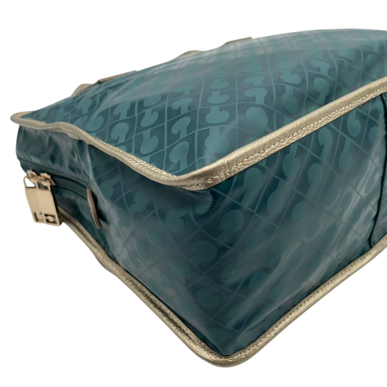 【極美品】 ゲラルディーニ GHERARDINI ハンドバッグ トートバッグ ソフティ 軽量 ナイロン グリーン 緑 総柄 自立可 エレガント カジュアル クラシック ビンテージ 上品 鞄 通勤 お出かけ デイリー レディース 定番 人気 アイテム S63