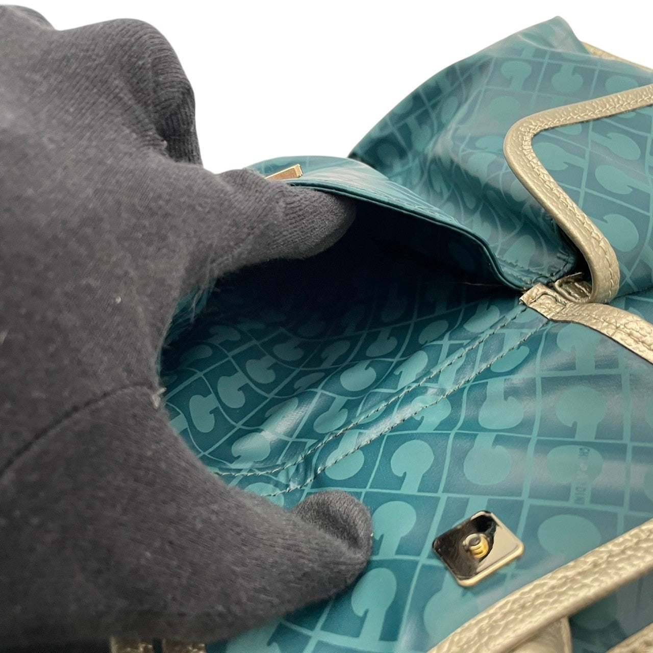 【極美品】 ゲラルディーニ GHERARDINI ハンドバッグ トートバッグ ソフティ 軽量 ナイロン グリーン 緑 総柄 自立可 エレガント カジュアル クラシック ビンテージ 上品 鞄 通勤 お出かけ デイリー レディース 定番 人気 アイテム S63
