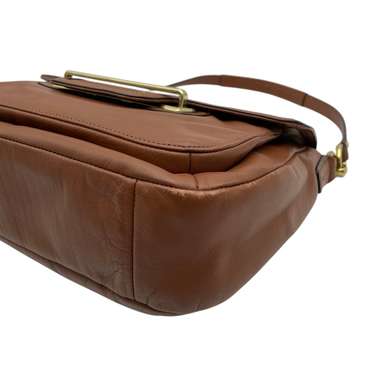 【美品】 コーチ COACH ショルダーバッグ クロスボディ 斜め掛け可 レザー 本革 ブラウン 茶色 シルバー金具 ターンロック フラップ カジュアル クラシック ビンテージ 上品 鞄 通勤 通学 お出かけ レディース 定番 人気 希少 アイテム S59
