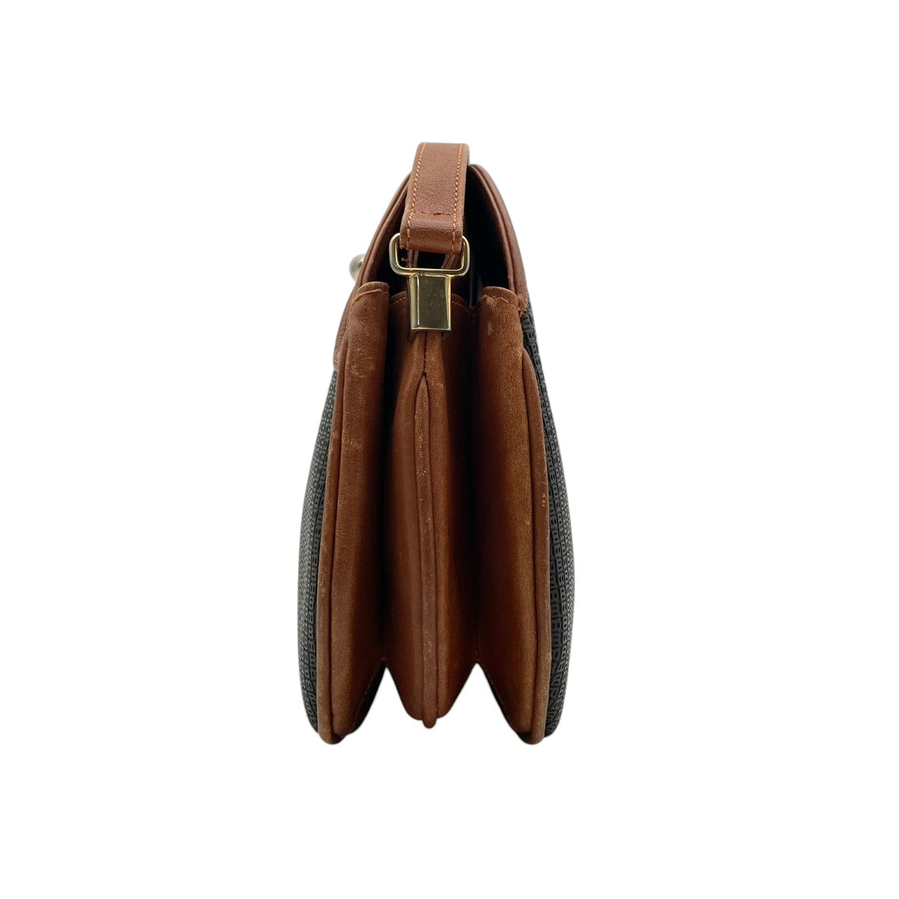 【良品】 バリー BALLY ショルダーバッグ クロスボディ 斜め掛け可 PVC レザー ブラウン 茶色 ブラック 黒 Bロゴ 総柄 モノグラム フラップ クラシック ビンテージ 上品 鞄 メンズ レディース ユニセックス 定番 人気 希少 S59