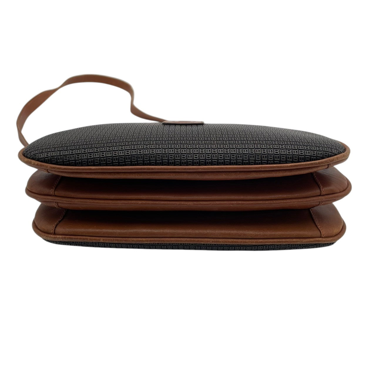 【良品】 バリー BALLY ショルダーバッグ クロスボディ 斜め掛け可 PVC レザー ブラウン 茶色 ブラック 黒 Bロゴ 総柄 モノグラム フラップ クラシック ビンテージ 上品 鞄 メンズ レディース ユニセックス 定番 人気 希少 S59