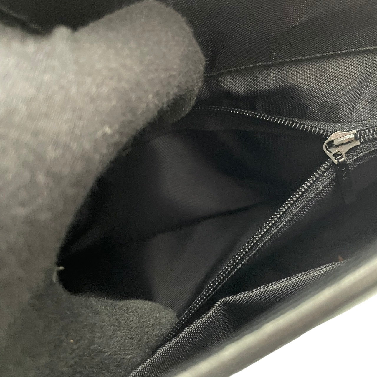 【良品】 ジバンシー GIVENCHY ハンドバッグ ミニボストンバッグ PVC ブラック 黒 ゴールド金具 4Gロゴ 総柄 型押し ヴィンテージ レトロ クラシック エレガント 上品 鞄 お出かけ フォーマル 冠婚葬祭 レディース 定番 人気 希少 S60