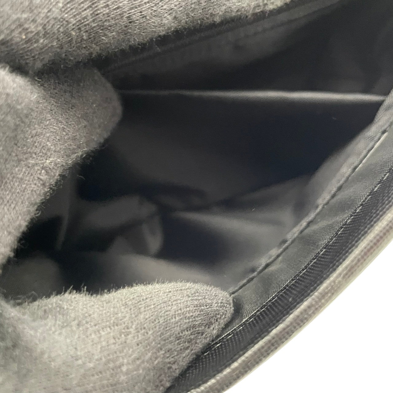 【良品】 ジバンシー GIVENCHY ハンドバッグ ミニボストンバッグ PVC ブラック 黒 ゴールド金具 4Gロゴ 総柄 型押し ヴィンテージ レトロ クラシック エレガント 上品 鞄 お出かけ フォーマル 冠婚葬祭 レディース 定番 人気 希少 S60