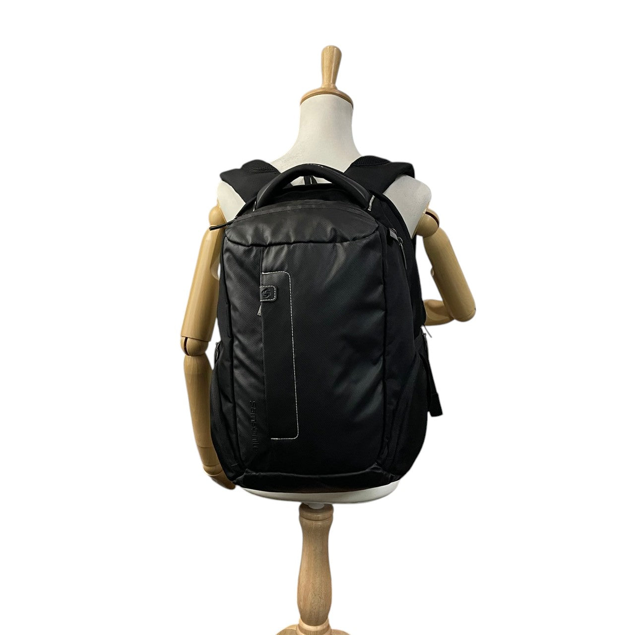 【美品】 サムソナイト Samsonite ローカス LOCUS リュック デイパック バックパック ナイロン ブラック 黒 大容量 多機能 PC収納 A4収納可 ビジネス 通勤 通学 出張 旅行 トラベル メンズ 定番 人気 S60