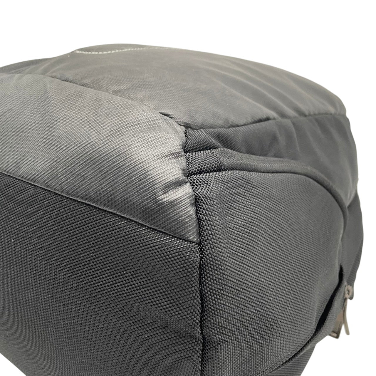 【美品】 サムソナイト Samsonite ローカス LOCUS リュック デイパック バックパック ナイロン ブラック 黒 大容量 多機能 PC収納 A4収納可 ビジネス 通勤 通学 出張 旅行 トラベル メンズ 定番 人気 S60
