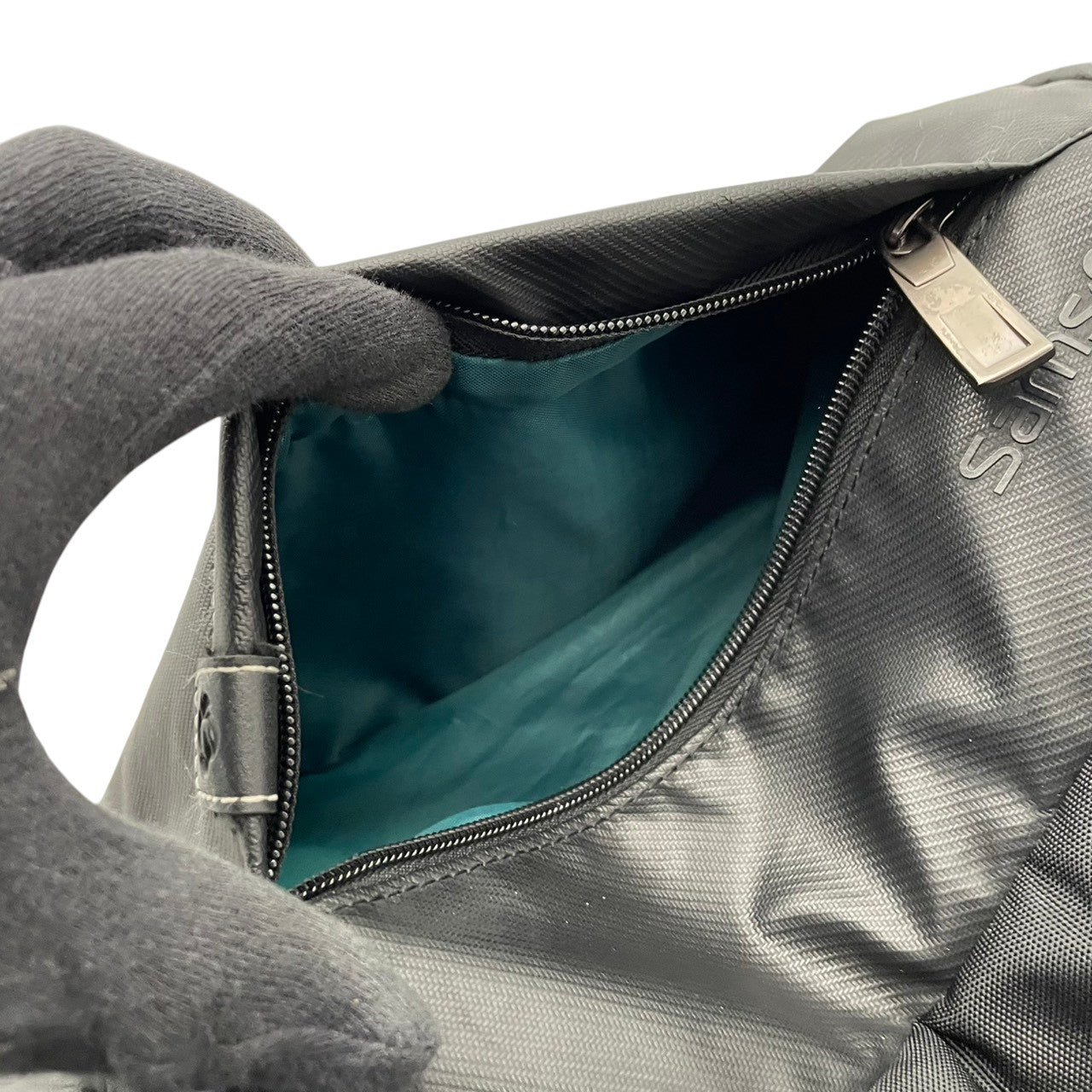 【美品】 サムソナイト Samsonite ローカス LOCUS リュック デイパック バックパック ナイロン ブラック 黒 大容量 多機能 PC収納 A4収納可 ビジネス 通勤 通学 出張 旅行 トラベル メンズ 定番 人気 S60
