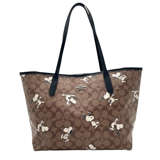 COACH コーチ × PEANUTS ピーナッツ コラボ シティトート PVC レザー ベージュ ブラウン レディース シグネチャー キャラクター 大容量 A4収納 通勤 通学 限定 コレクター 希少 6160 s83