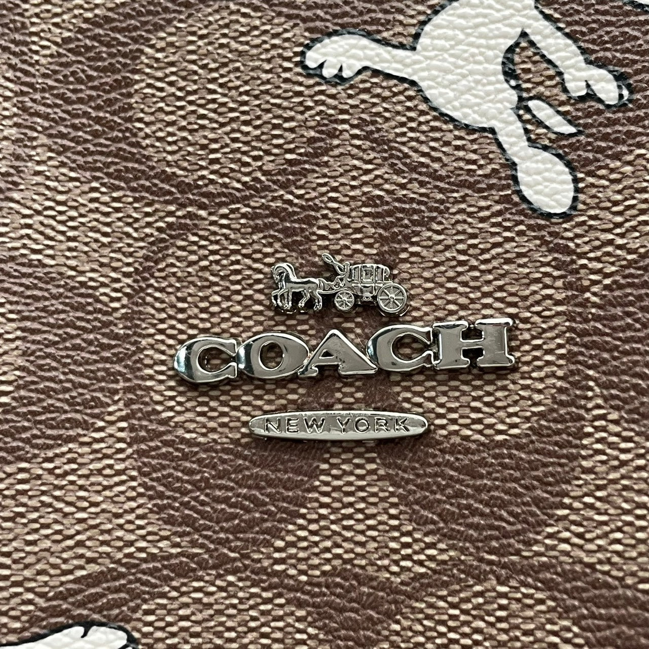COACH コーチ × PEANUTS ピーナッツ コラボ シティトート PVC レザー ベージュ ブラウン レディース シグネチャー キャラクター 大容量 A4収納 通勤 通学 限定 コレクター 希少 6160 s83
