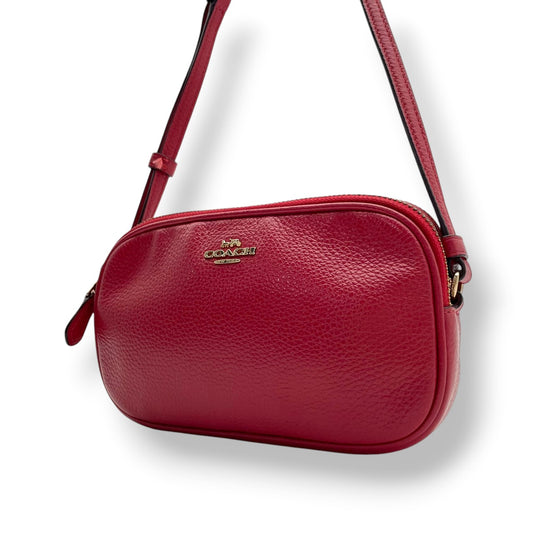 美品 COACH コーチ クロスボディポーチ ショルダーバッグ ピーブルドレザー ワインレッド 赤 レディース ゴールド金具 ダブルジップ コンパクト デイリー お出かけ 斜め掛け 軽量 F30259 s83