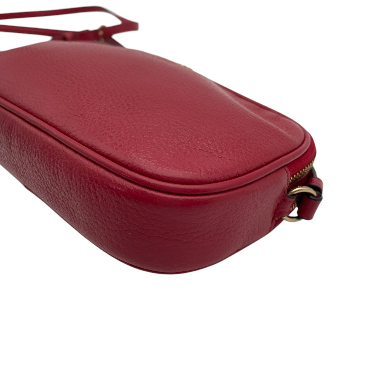 美品 COACH コーチ クロスボディポーチ ショルダーバッグ ピーブルドレザー ワインレッド 赤 レディース ゴールド金具 ダブルジップ コンパクト デイリー お出かけ 斜め掛け 軽量 F30259 s83