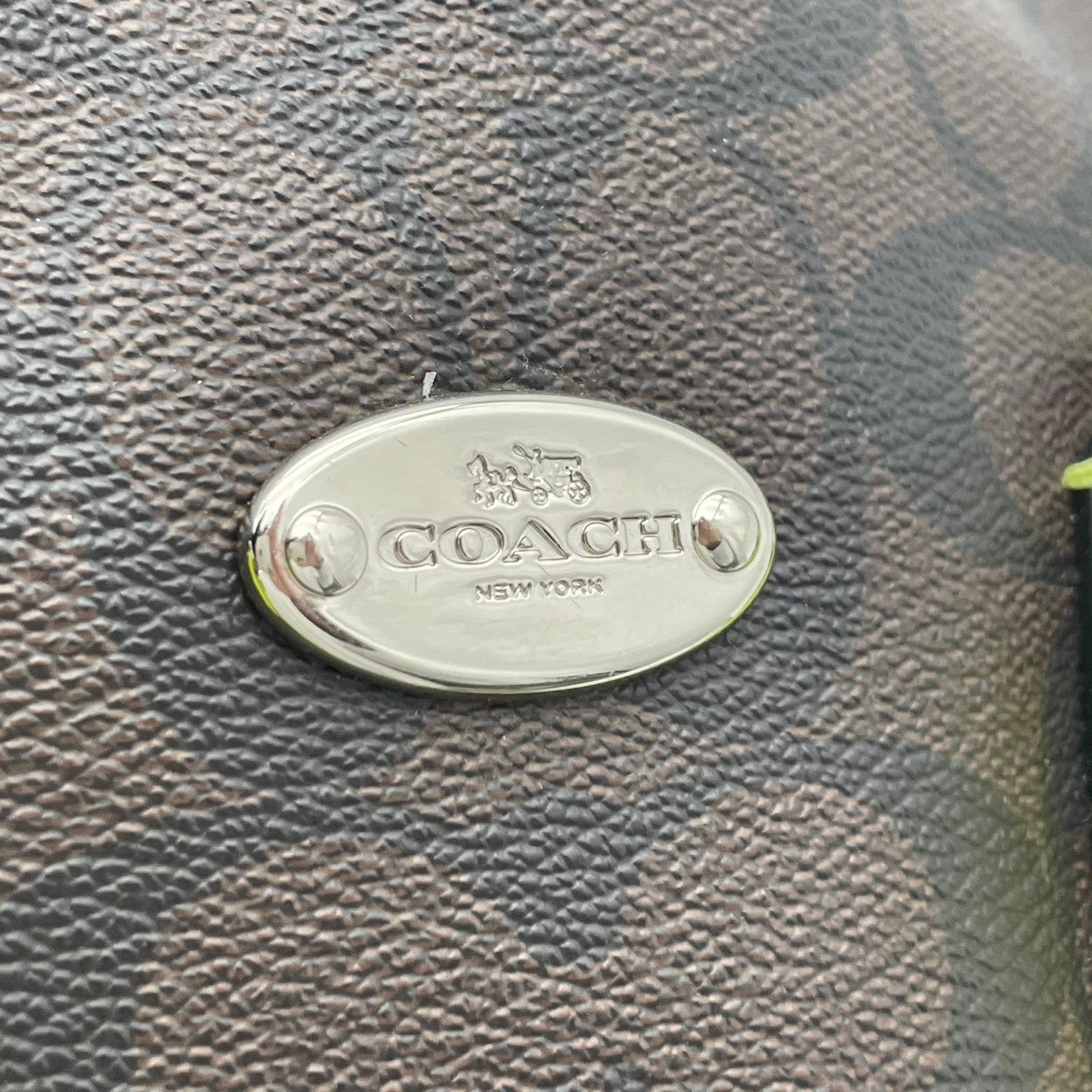 COACH コーチ Mini Bennett ミニベネット サッチェル 2way ハンドバッグ シグネチャー PVC×レザー ブラウン×ネオンイエロー レディース シルバー金具 コンパクト デイリー F34699 s88