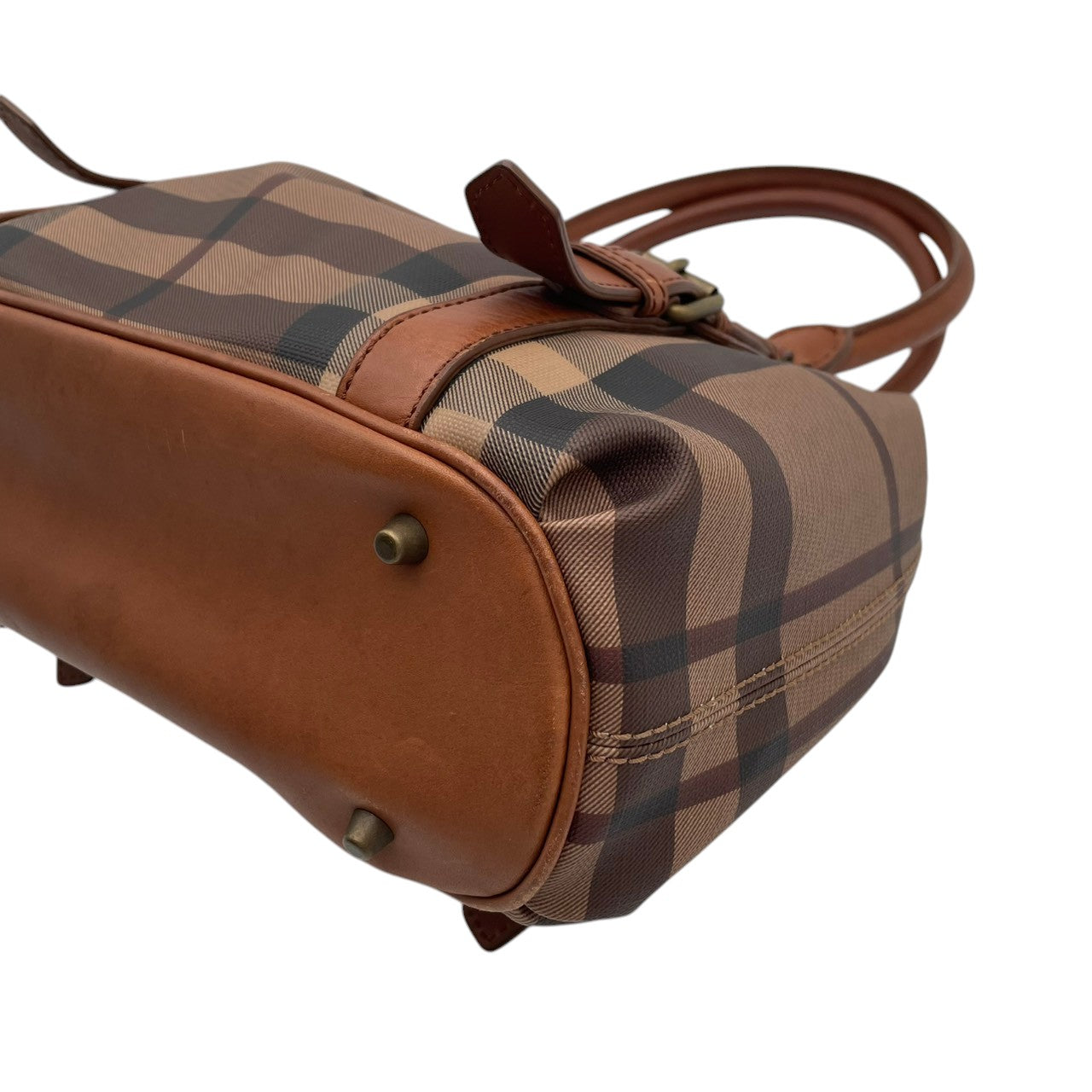 【美品】 バーバリー BURBERRY ハンドバッグ トートバッグ PVC レザー 本革 ブラウン 茶 メガチェック ノバチェック ゴールド金具 肩掛け お出かけ デイリー エレガント 上品 レディース 定番 人気 カバン S92