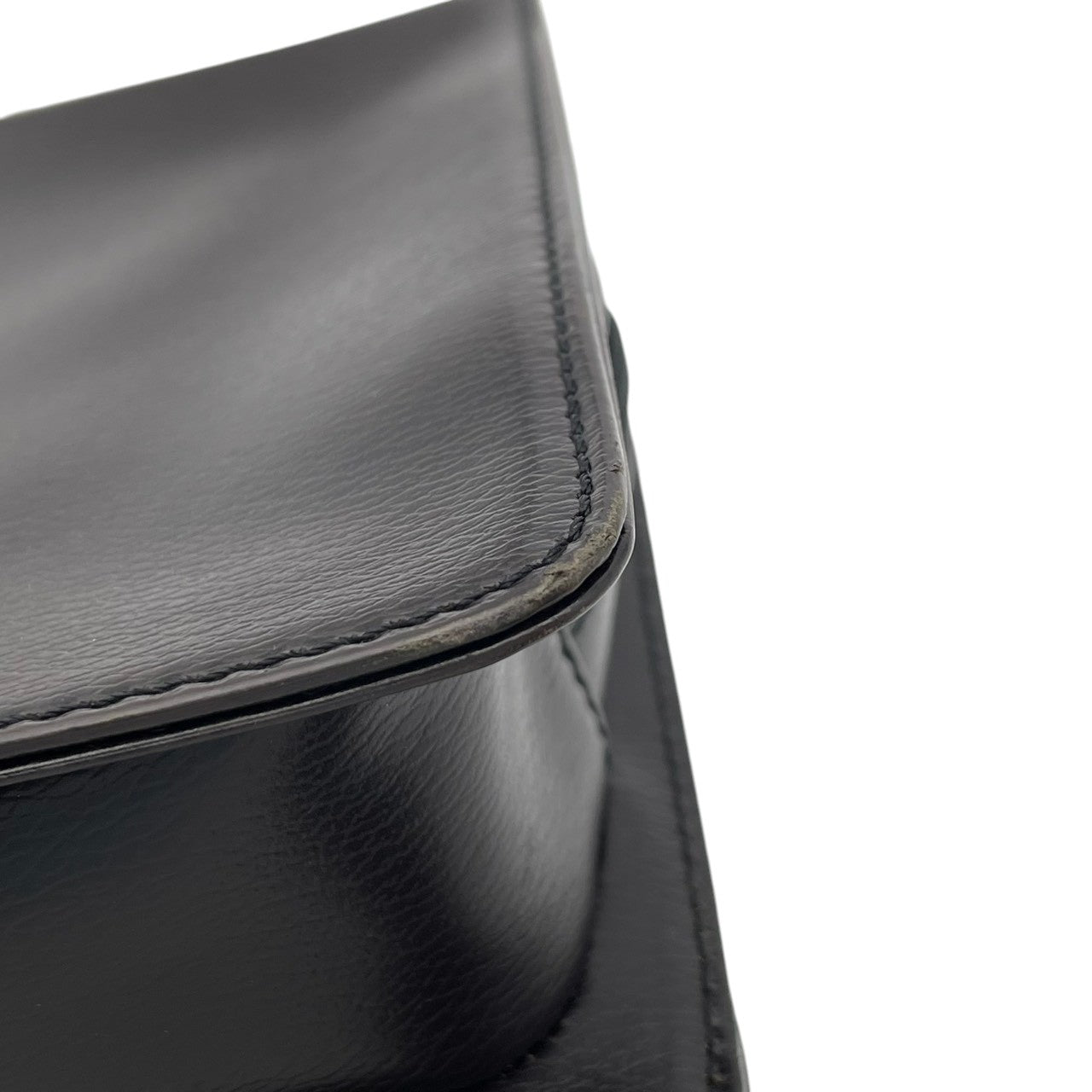 【美品】 ダンヒル dunhill セカンドバッグ クラッチバッグ レザー 本革 シボ革 ブラウン 茶 ゴールド金具 ロゴプレート ストラップ付 メンズ 紳士 ビジネス 通勤 出張 冠婚葬祭 フォーマル カジュアル デイリー お出かけ 上品 定番 S93