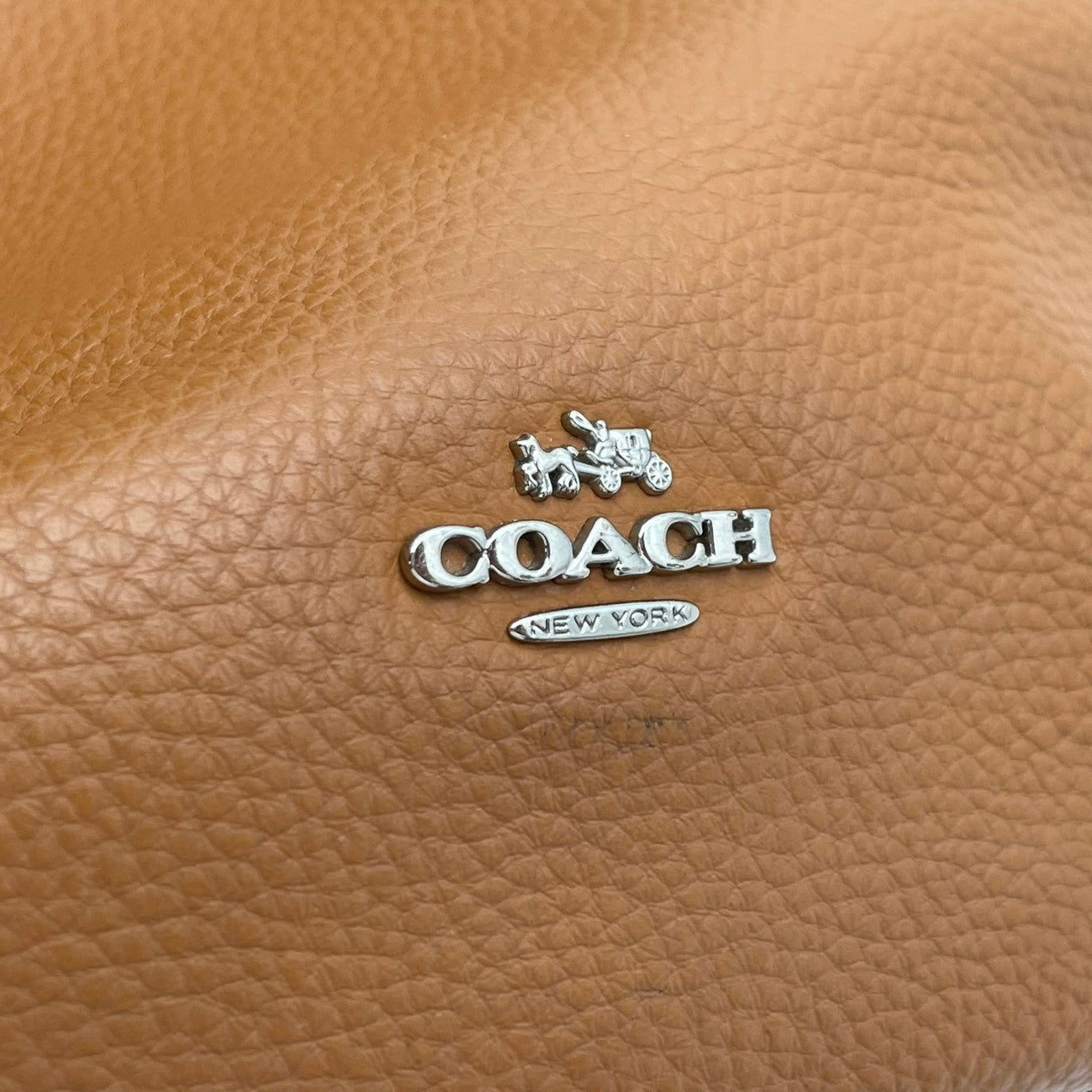 【良品】 コーチ COACH マーケット トートバッグ 58849 レザー 本革 ブラウン 茶 ターンロック 肩掛け 大容量 A4収納 通勤 通学 ビジネス デイリー お出かけ エレガント カジュアル レディース 定番 人気 鞄 カバン S82
