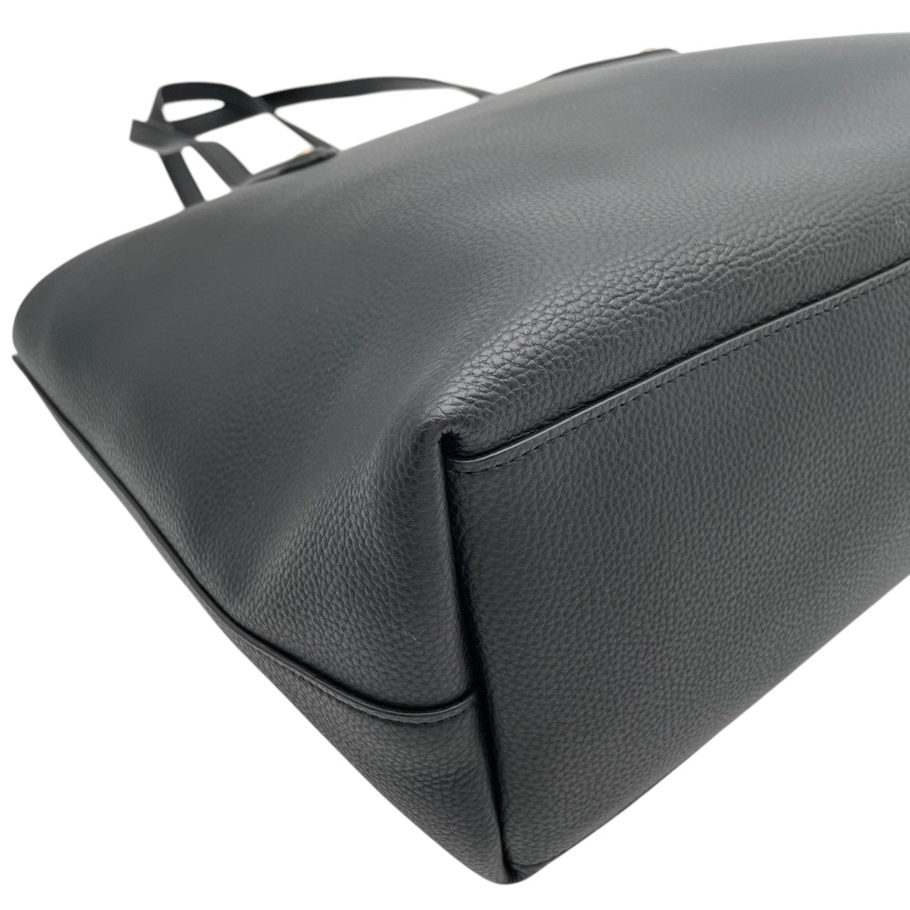 【良品】 コーチ COACH セントラル トート ウィズ ジップ 69424 レザー 本革 ブラック 黒 大容量 A4収納 肩掛け ファスナー 通勤 通学 ビジネス お出かけ エレガント カジュアル レディース 定番 人気 鞄 カバン S82