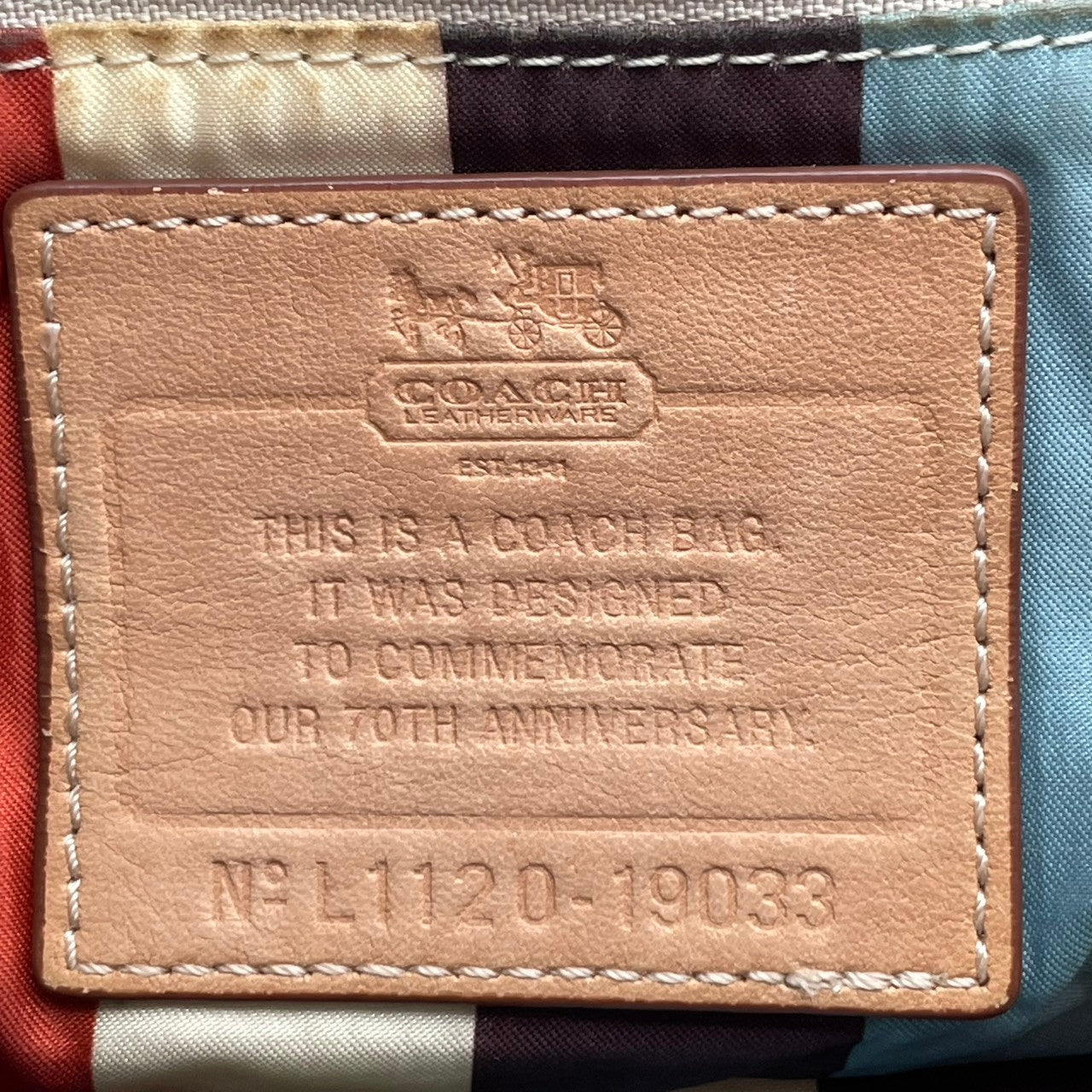 【良品】 コーチ COACH 19033 シグネチャー シティ ウィリス 2WAY ショルダーバッグ ハンドバッグ キャンバス レザー ベージュ 肩掛け 斜め掛け ターンロック レディース お出かけ エレガント カジュアル 定番 人気 鞄 カバン S82