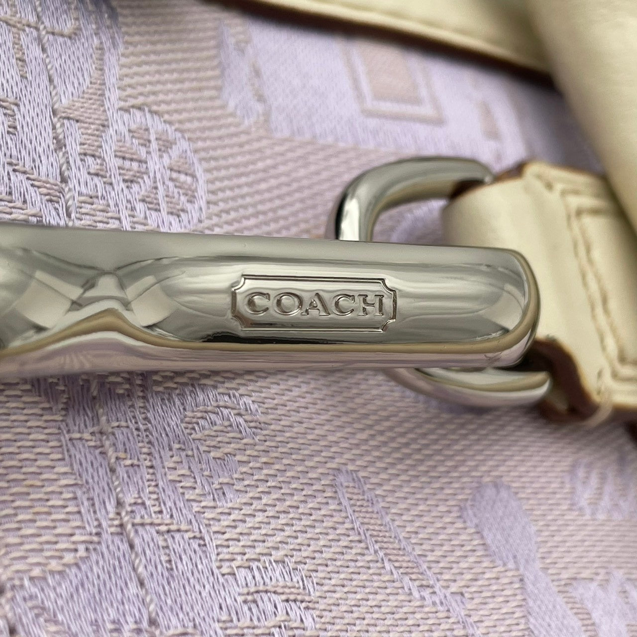 【美品】 コーチ COACH F14444 ホースアンドキャリッジ キャンバス レザー ライトパープル アイボリー ハンドバッグ トートバッグ 手提げ 肩掛け 普段使い デイリー お出かけ エレガント カジュアル 上品 レディース 定番 人気 鞄 S82