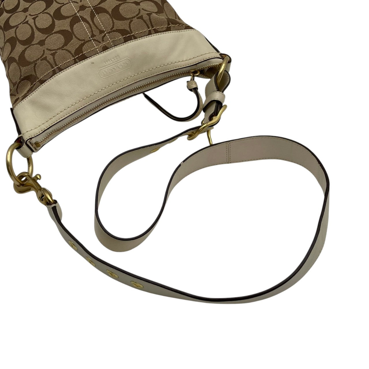 【良品】 コーチ COACH 10402 シグネチャー ショルダーバッグ キャンバス レザー ベージュ アイボリー クロスボディ 斜め掛け 肩掛け デイリー お出かけ エレガント カジュアル レディース 定番 人気 カバン 鞄 S82
