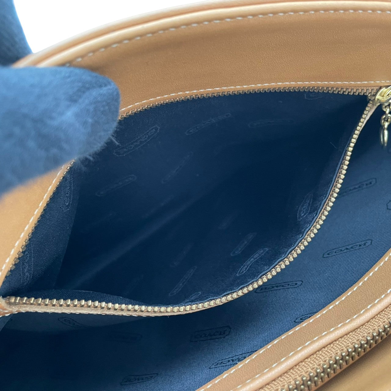 【美品】 コーチ COACH 9302 オールドコーチ オールレザー トートバッグ キャメルブラウン 茶 肩掛け 大容量 A4収納 通勤 通学 ビジネス フォーマル カジュアル デイリー エレガント 上品 ビンテージ レトロ レディース 定番 人気 鞄 S21