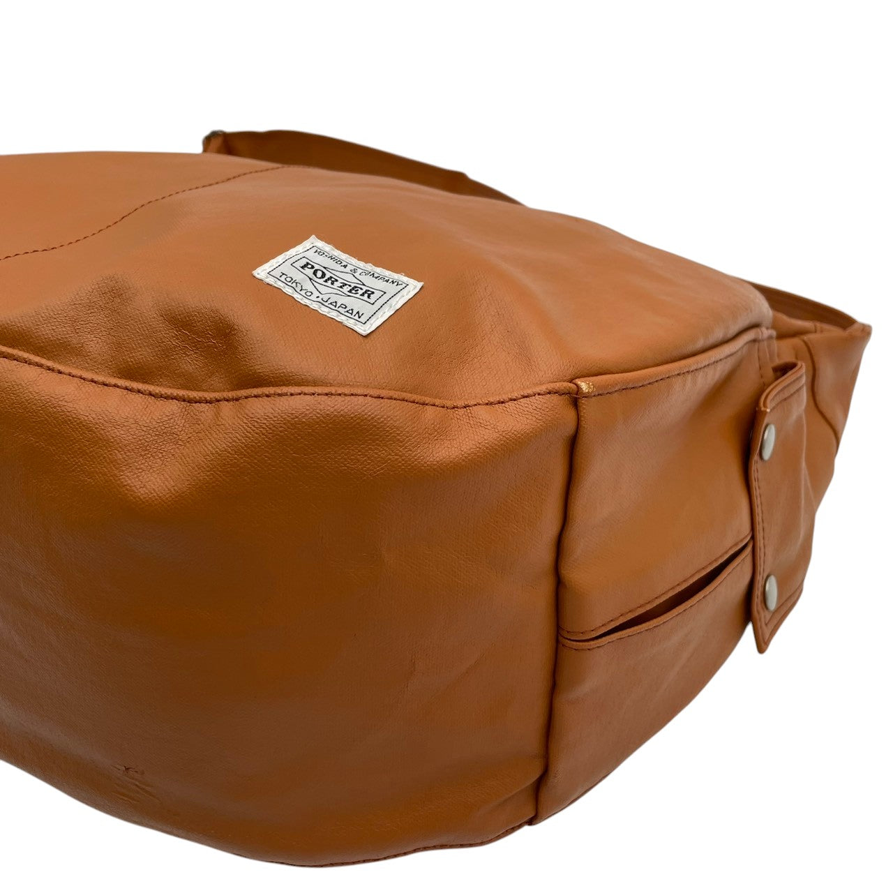 【美品】PORTER ポーター FREE STYLE フリースタイル ショルダーバッグ クロスボディ 斜め掛け PVC キャメルブラウン 茶色 軽量 大容量 A4収納 通勤 通学 旅行 トラベル メンズ レディース ユニセックス 吉田カバン S65