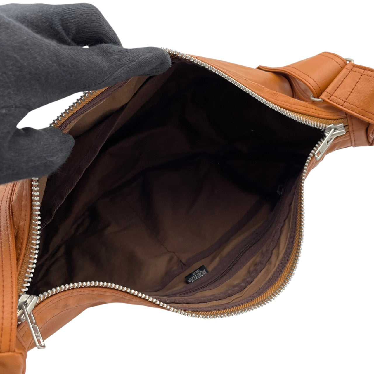【美品】PORTER ポーター FREE STYLE フリースタイル ショルダーバッグ クロスボディ 斜め掛け PVC キャメルブラウン 茶色 軽量 大容量 A4収納 通勤 通学 旅行 トラベル メンズ レディース ユニセックス 吉田カバン S65