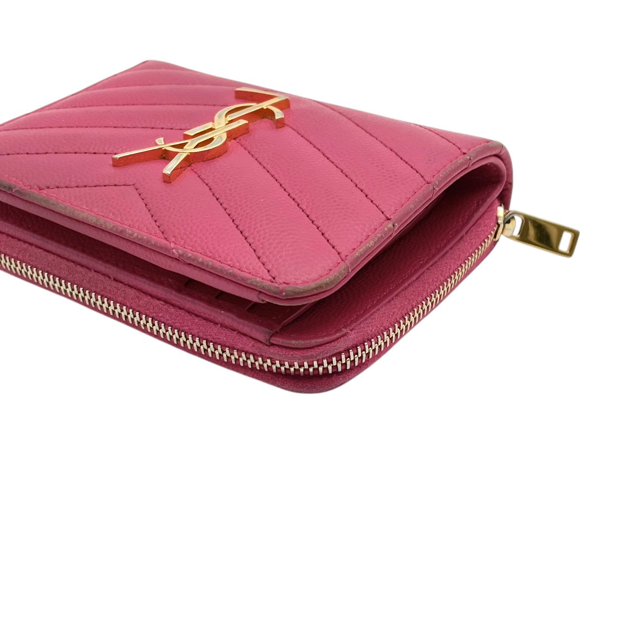 【良品】サンローラン モノグラム コンパクト ジップウォレット 二つ折り財布 ピンク レザー キルティング YSL ロゴ 金具 ミニ財布 レディース 人気 定番 シンプル 可愛い おしゃれ 大人可愛い プレゼント ブランド財布 収納力 小銭入れ 丈夫 M3