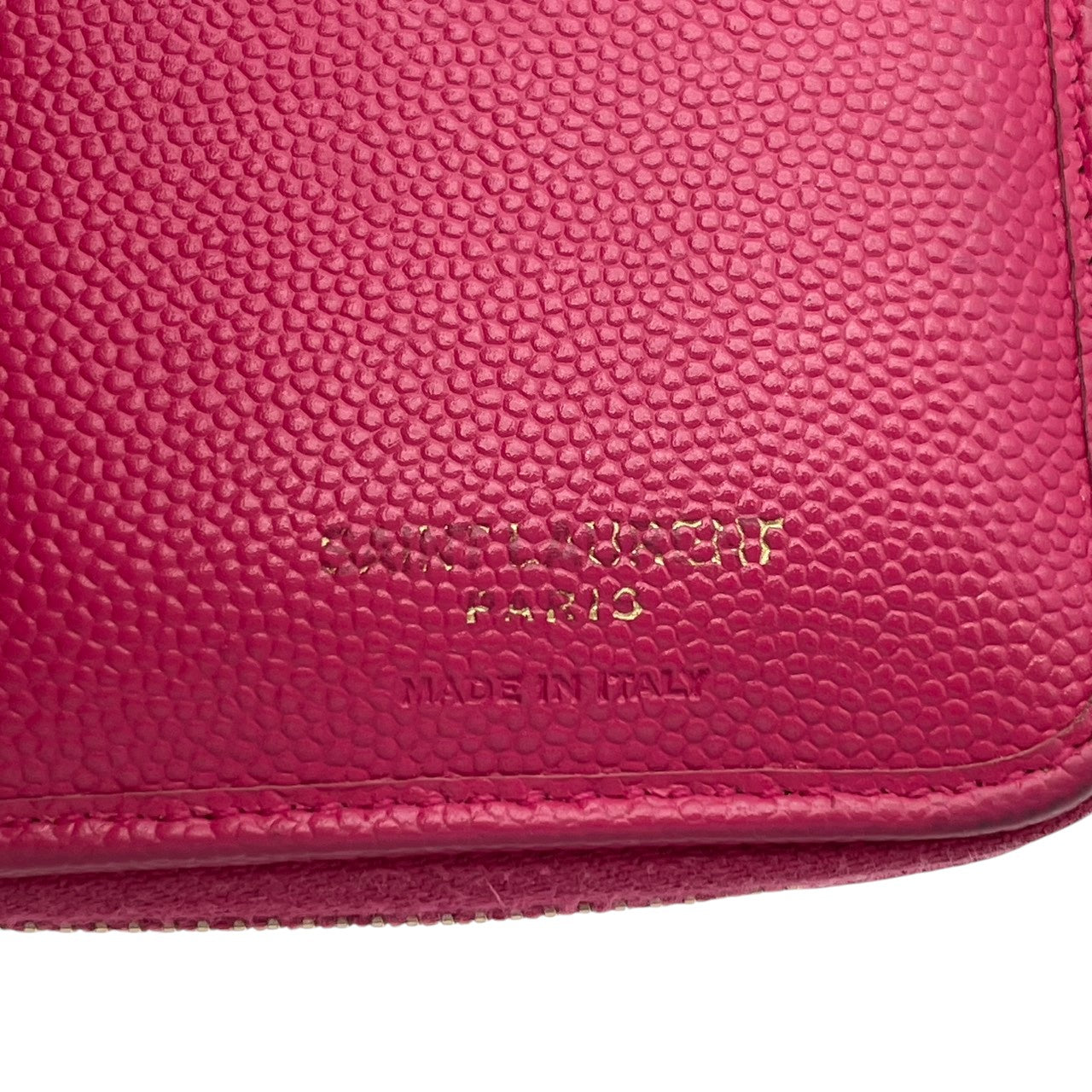 【良品】サンローラン モノグラム コンパクト ジップウォレット 二つ折り財布 ピンク レザー キルティング YSL ロゴ 金具 ミニ財布 レディース 人気 定番 シンプル 可愛い おしゃれ 大人可愛い プレゼント ブランド財布 収納力 小銭入れ 丈夫 M3