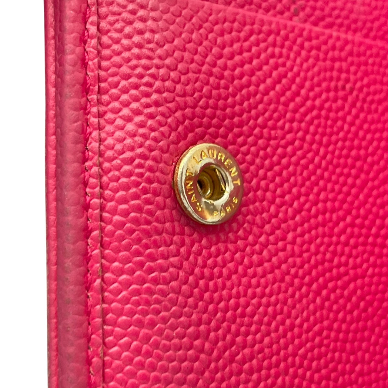 【良品】サンローラン モノグラム コンパクト ジップウォレット 二つ折り財布 ピンク レザー キルティング YSL ロゴ 金具 ミニ財布 レディース 人気 定番 シンプル 可愛い おしゃれ 大人可愛い プレゼント ブランド財布 収納力 小銭入れ 丈夫 M3