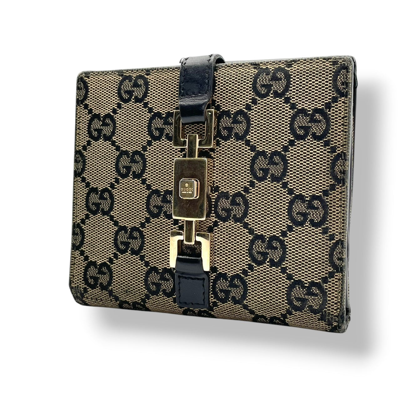 【良品】グッチ ジャッキー GGキャンバス 二つ折り財布 コンパクトウォレット ベージュ ブラック レザー レディース 人気 定番 ブランド ビジネス カジュアル 上品 エレガント 高級感 普段使い お出かけ 旅行 ギフト プレゼント 希少 W3