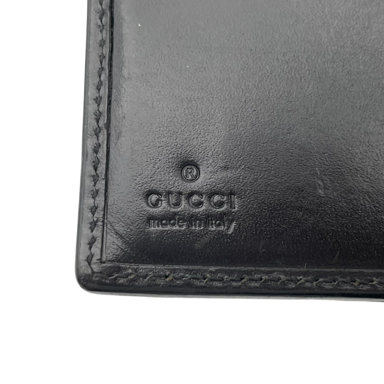 【良品】グッチ ジャッキー GGキャンバス 二つ折り財布 コンパクトウォレット ベージュ ブラック レザー レディース 人気 定番 ブランド ビジネス カジュアル 上品 エレガント 高級感 普段使い お出かけ 旅行 ギフト プレゼント 希少 W3