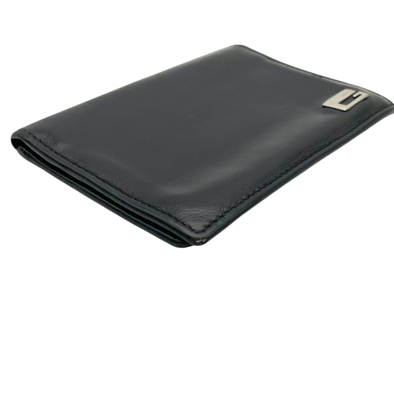 【良品】グッチ 名刺入れ カードケース レザー ブラック 黒 シルバー金具 定期入れ コンパクト ビジネス スタイリッシュ ミニ パスケース メンズ レディース ユニセックス 人気 定番 ブランド 高級感 シンプル エレガント 普段使い ギフト W3