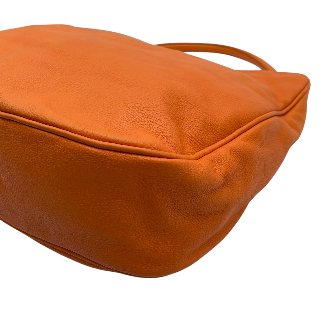 【美品】マークバイマークジェイコブス バッグ ハンドバッグ ショルダーバッグ 2WAY クラシック Q サッチェル 本革 レザー オレンジ ゴールド金具 斜め掛け 肩掛け クラシック エレガント スタイリッシュ 上品 お出かけ 旅行 デイリー 通勤 S10