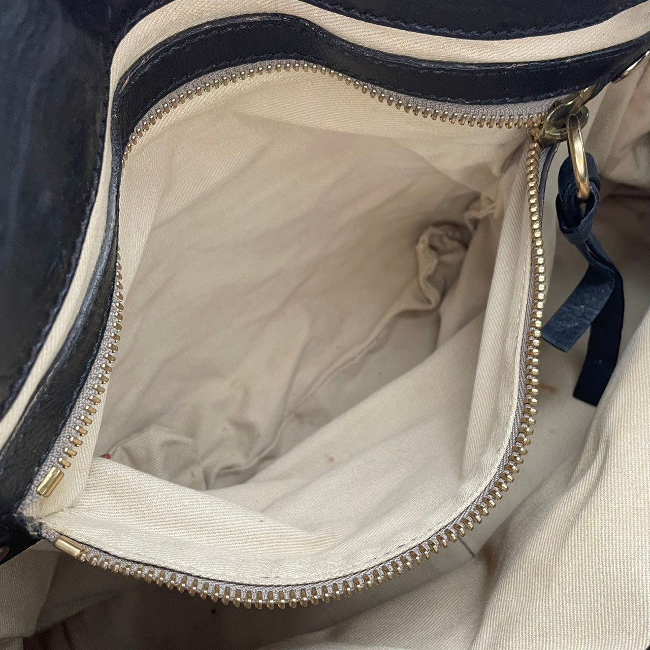 Chloé クロエ バッグ ベイ レザー ハンドバッグ Y2K archive vintage 本革 スムースレザー ブラック 黒 ゴールド金具 エレガント クラシック スタイリッシュ カジュアル 上品 ボストンバッグ 大容量 S9