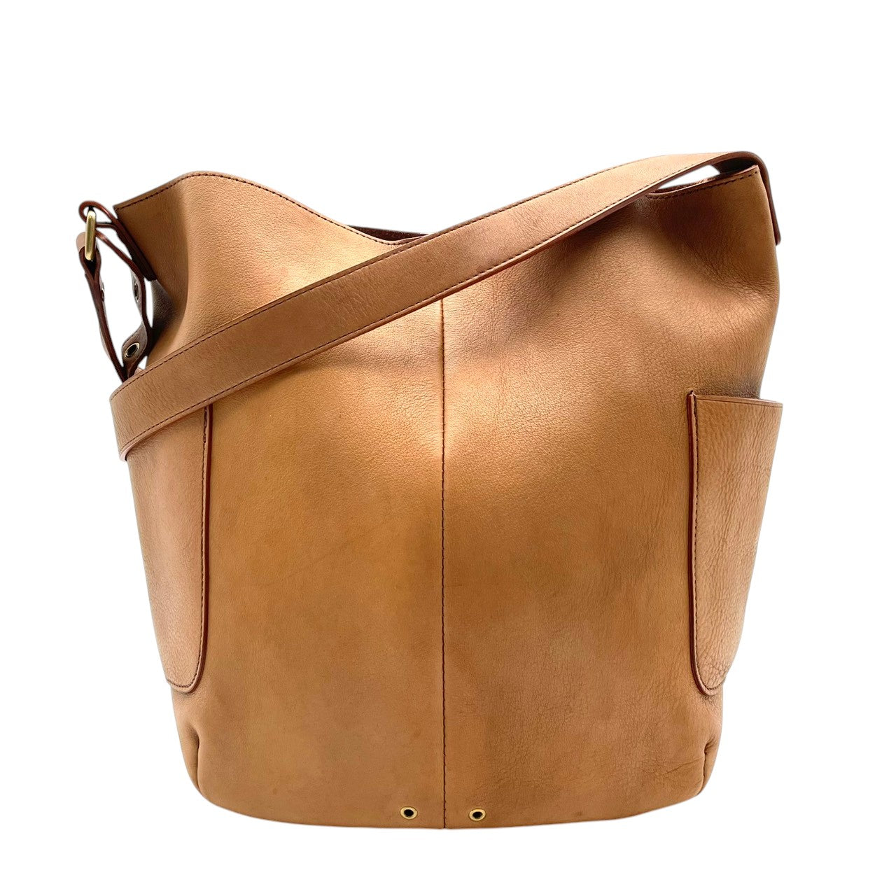 アニエスベー バッグ olive オリーヴ シリーズ ショルダーバッグ ワンショルダーバッグ 肩掛け 斜め掛け 本革 カウレザー キャメルブラウン 茶系 ゴールド金具 エレガント クラシック スタイリッシュ カジュアル 上品 お出かけ デイリー S15