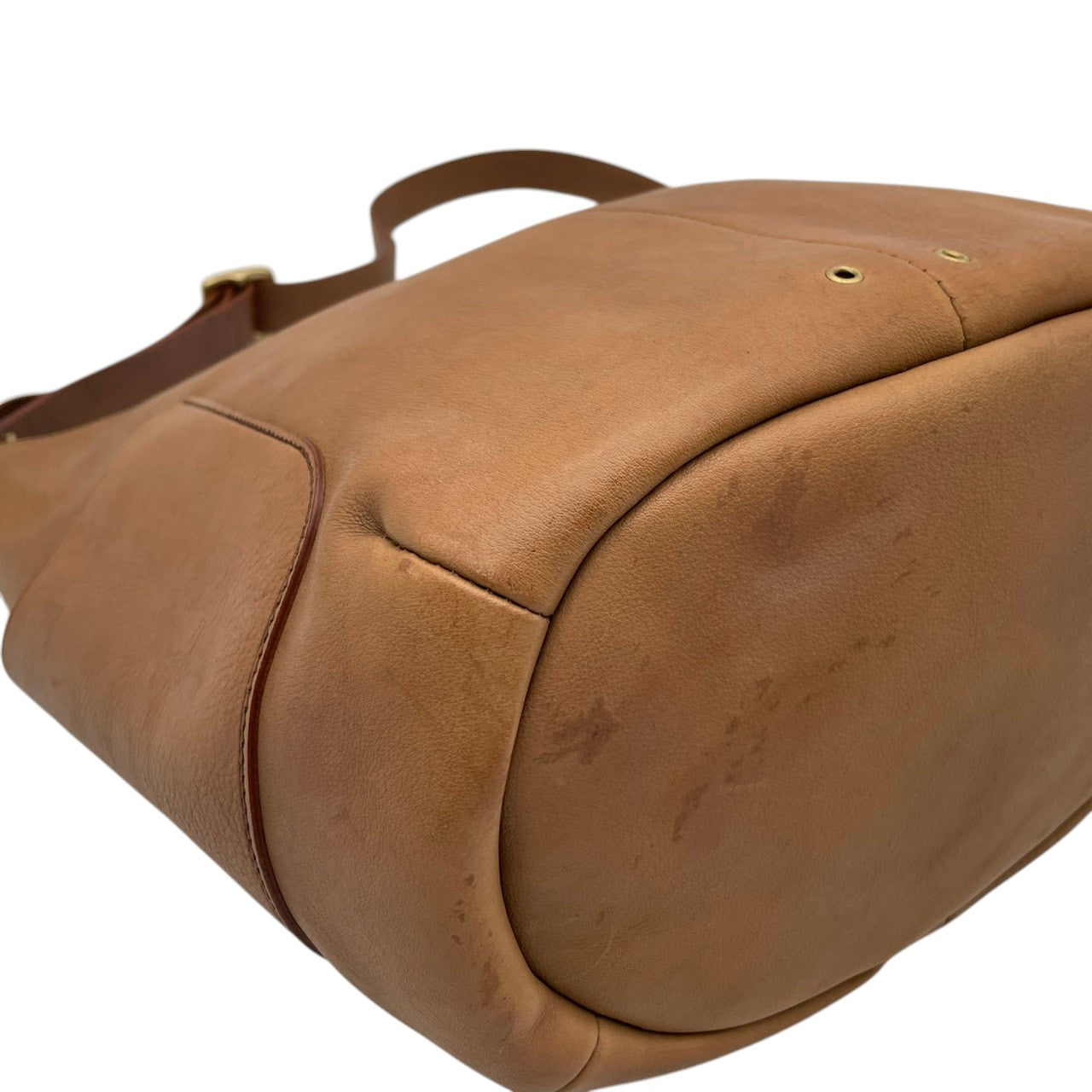アニエスベー バッグ olive オリーヴ シリーズ ショルダーバッグ ワンショルダーバッグ 肩掛け 斜め掛け 本革 カウレザー キャメルブラウン 茶系 ゴールド金具 エレガント クラシック スタイリッシュ カジュアル 上品 お出かけ デイリー S15