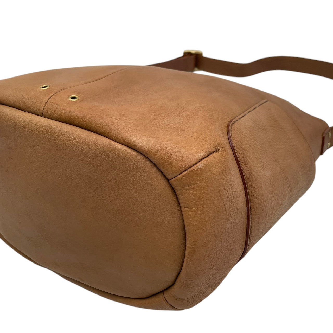 アニエスベー バッグ olive オリーヴ シリーズ ショルダーバッグ ワンショルダーバッグ 肩掛け 斜め掛け 本革 カウレザー キャメルブラウン 茶系 ゴールド金具 エレガント クラシック スタイリッシュ カジュアル 上品 お出かけ デイリー S15
