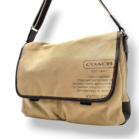 【美品】 COACH コーチ バッグ ヘリテージ キャンバス メッセンジャーバッグ ショルダーバッグ 斜め掛け 肩掛け クロスボディ 本革 レザー ベージュ ブラウン 茶系 シルバー金具 ビジネス 通勤 通学 S54