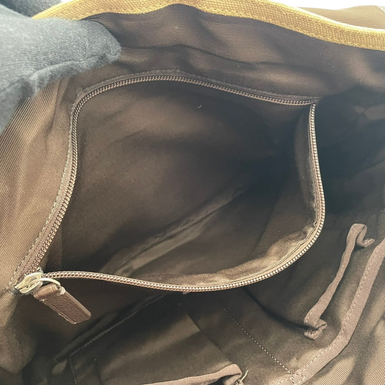 【美品】 COACH コーチ バッグ ヘリテージ キャンバス メッセンジャーバッグ ショルダーバッグ 斜め掛け 肩掛け クロスボディ 本革 レザー ベージュ ブラウン 茶系 シルバー金具 ビジネス 通勤 通学 S54