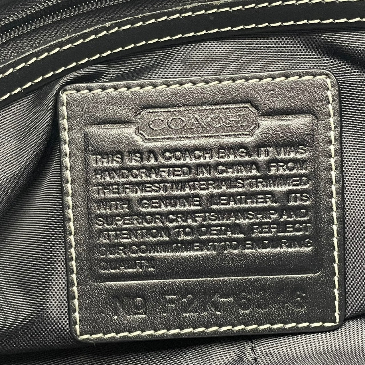 【美品】 COACH コーチ バッグ シグネチャー ショルダーバッグ 斜め掛け 肩掛け ポシェット クロスボディ キャンバス 本革 レザー グレー ブラック 黒 シルバー金具 カジュアル デイリー ユース レディース 人気 S54